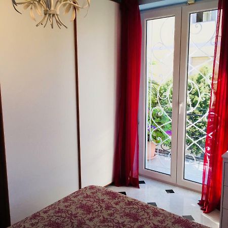 Rodeo Drive Apartment Виареджо Екстериор снимка