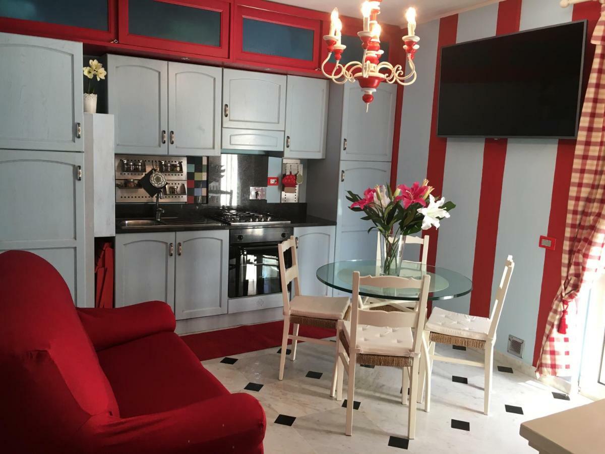 Rodeo Drive Apartment Виареджо Екстериор снимка