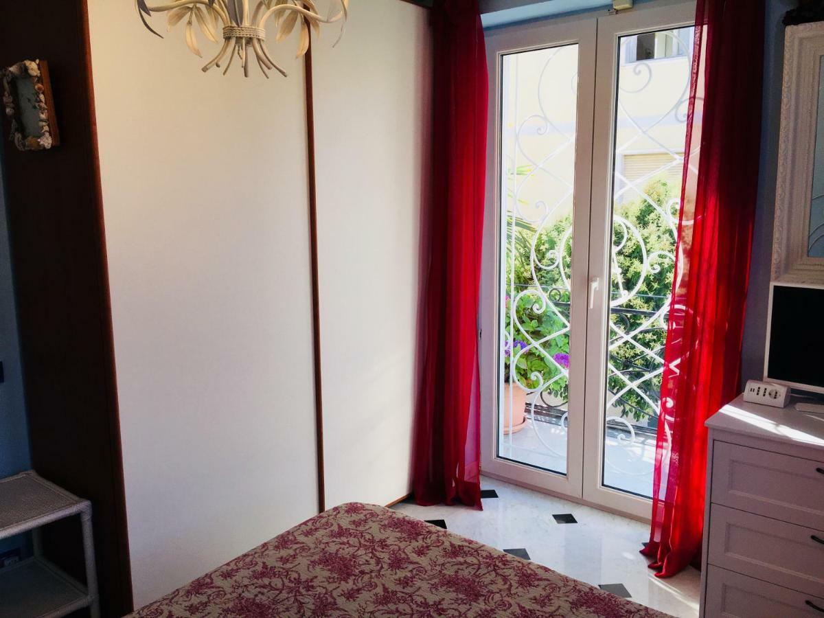 Rodeo Drive Apartment Виареджо Екстериор снимка